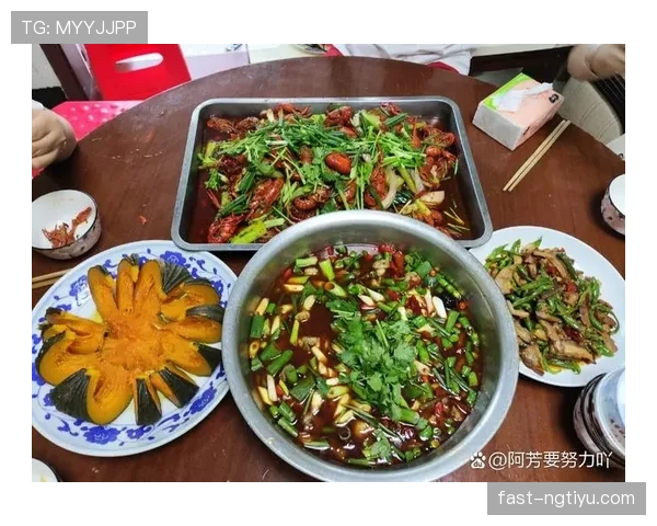 韦少一顿饭能顶我一个月工资，生活细节简直在说“啥，你这么活？”